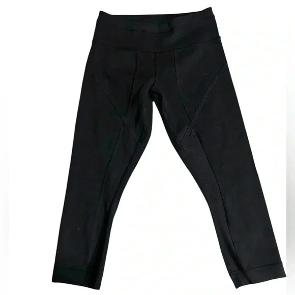 lululemon athletica Pants - Lululemon Black Cropped Leggings